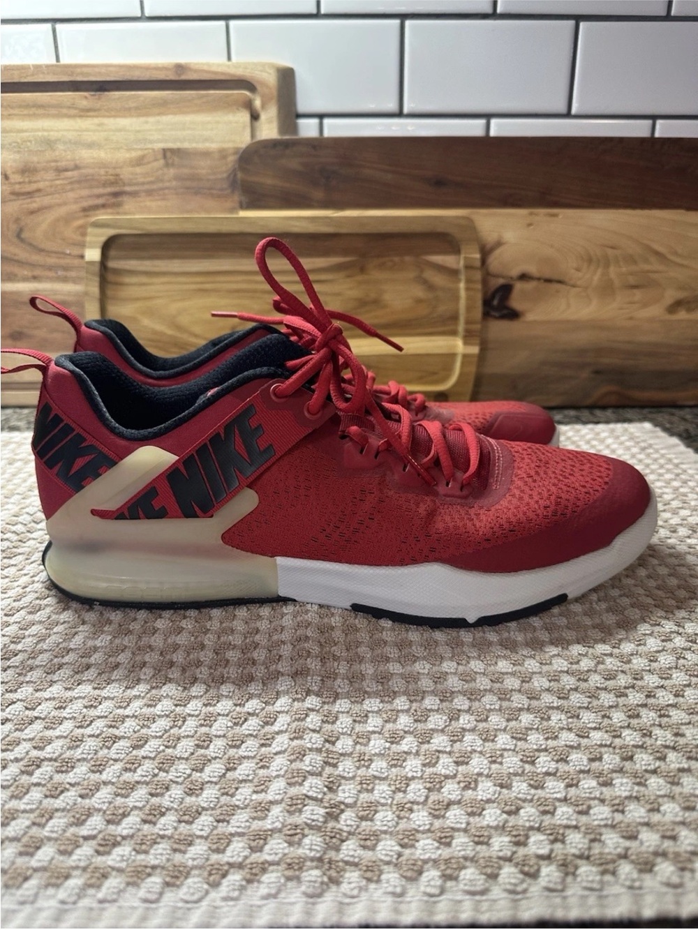 Nike Zoom Domination TR 2 Men’s Low Top Sneaker Gym Red AO4403-600 Size 13